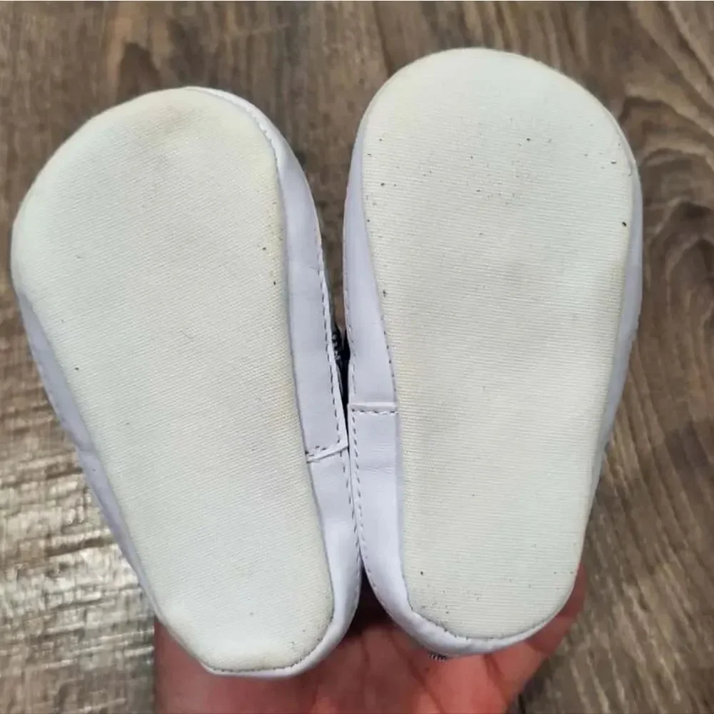 Baby Carter's Shoes Size 3-6M Gray and White Baby Shoeso
